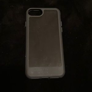 iPhone SE clear case with black edges